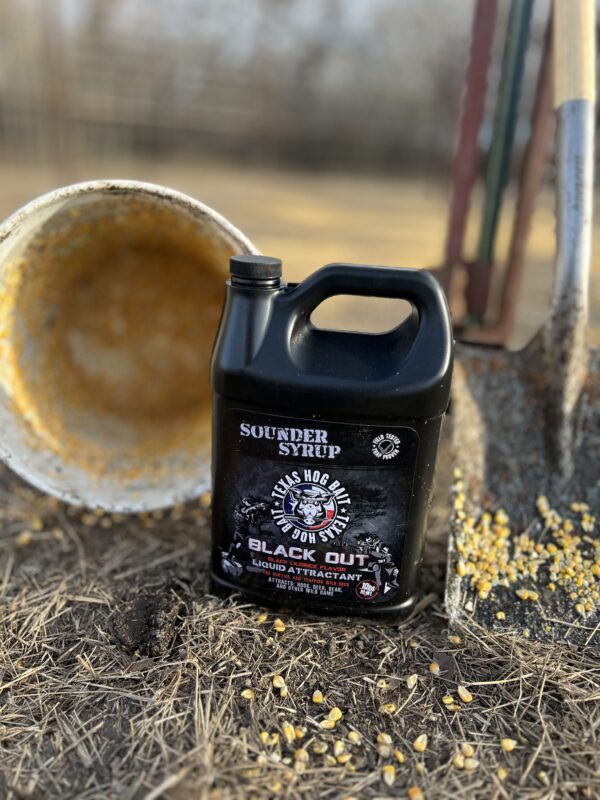 2 Black Out Liquid Attractant Bottles - Image 4